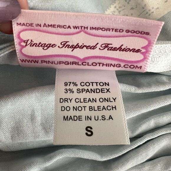 Pinup Couture Jenny Skirt Size S Blue Winter Castle - Picture 13 of 14